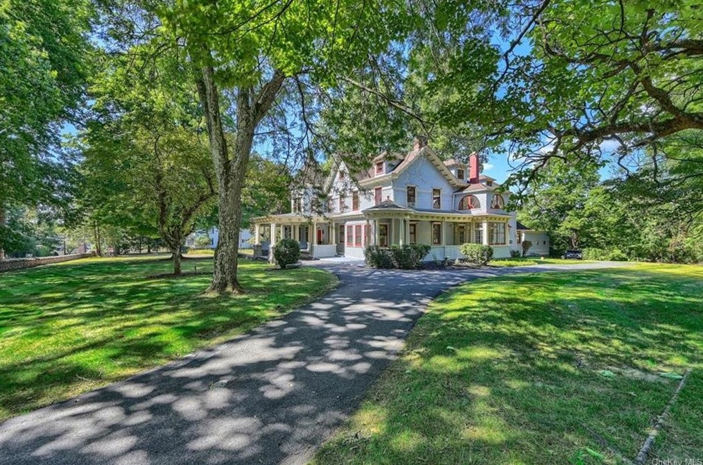 150 Ulster Ave, Walden, NY 12586