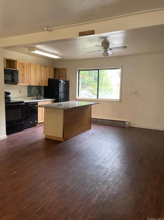 34 Elizabeth Way, Kiamesha Lake, NY 12751-5034