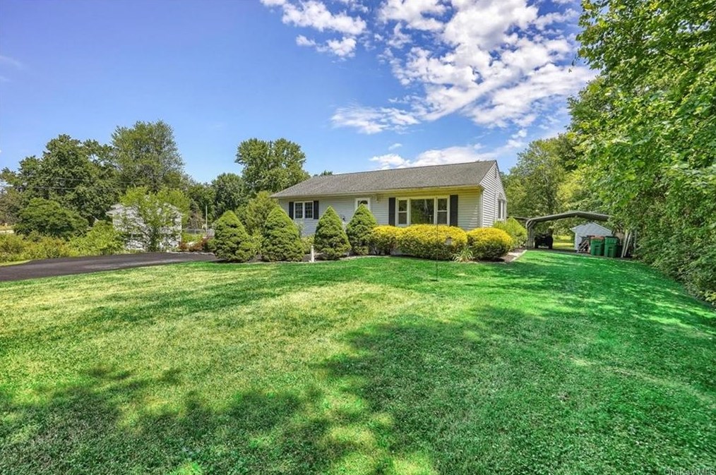 76 Van Vlack Rd, East Fishkill, NY 12533-5955