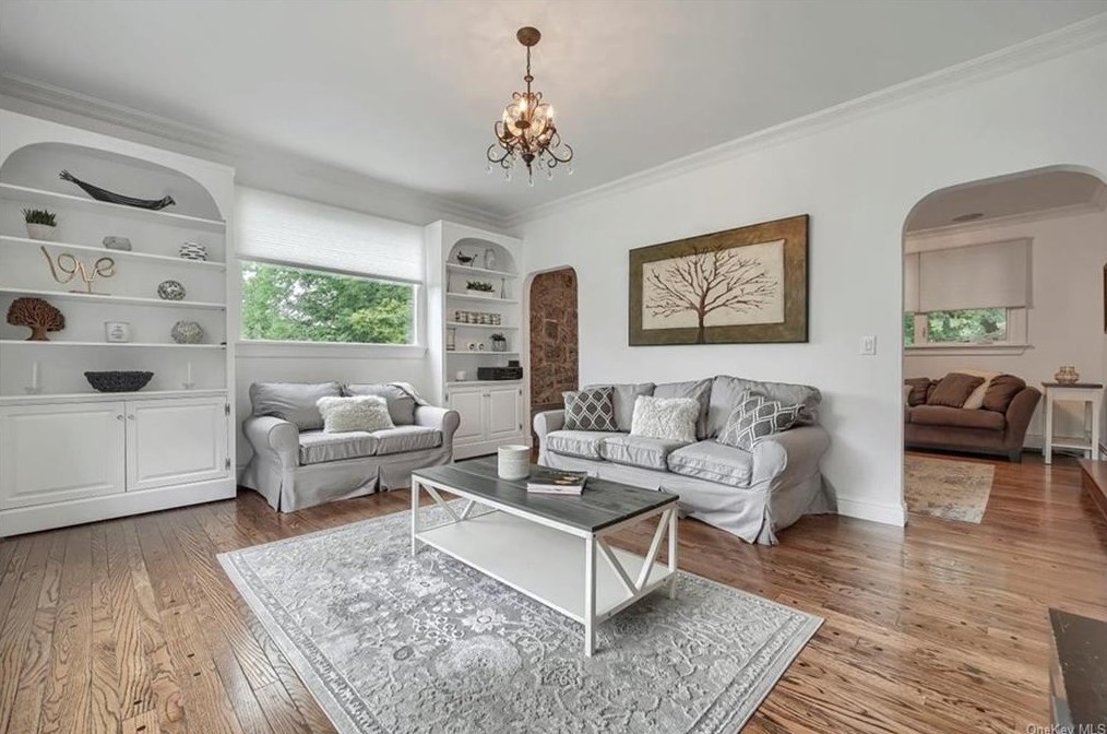 250 Sheldon Ave, North Tarrytown, NY 10591-6213