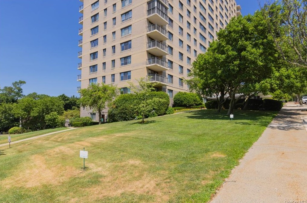 3671 Hudson Manor Terrace #8j, Bronx, NY 10463