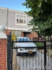 421 Hinsdale St, Brooklyn, NY 11207-5003