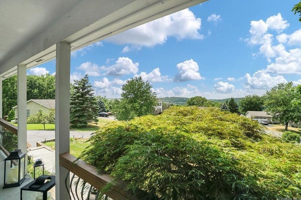 5 Jackie Ct, Chester, NY 10918-2528
