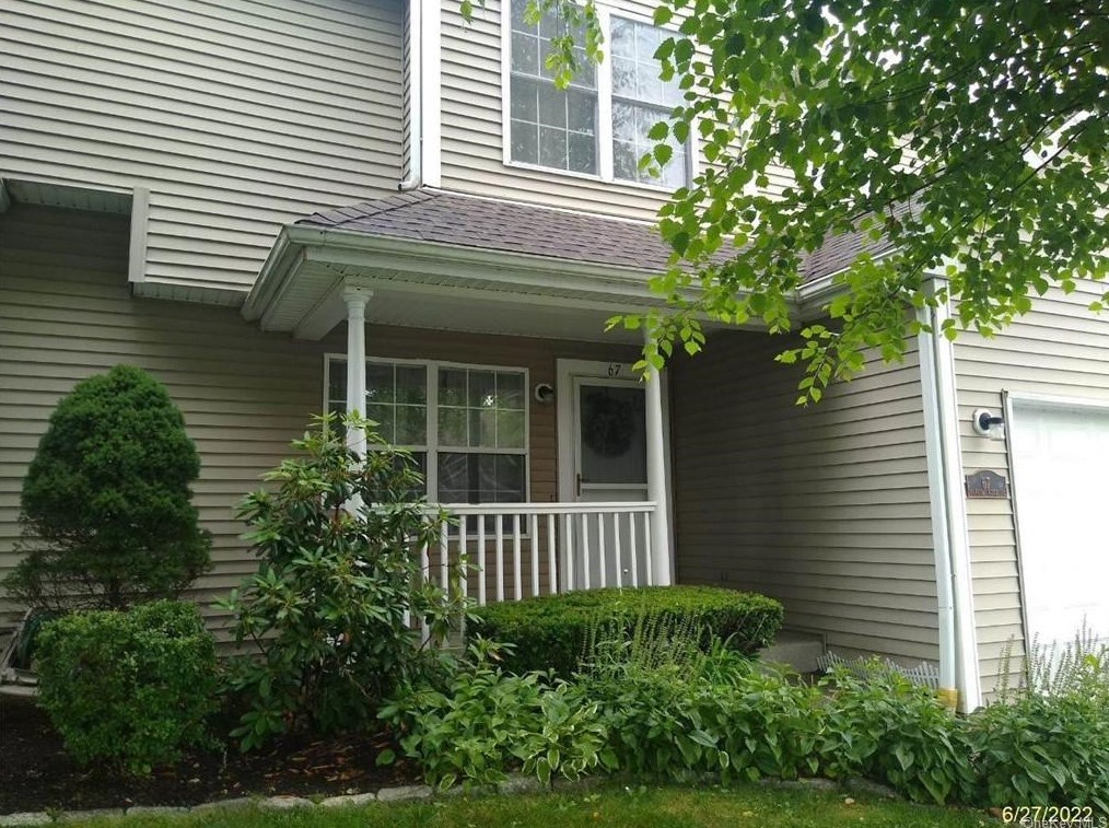 67 Sparrow Ridge Rd, Kent Lakes, NY 10512-1563