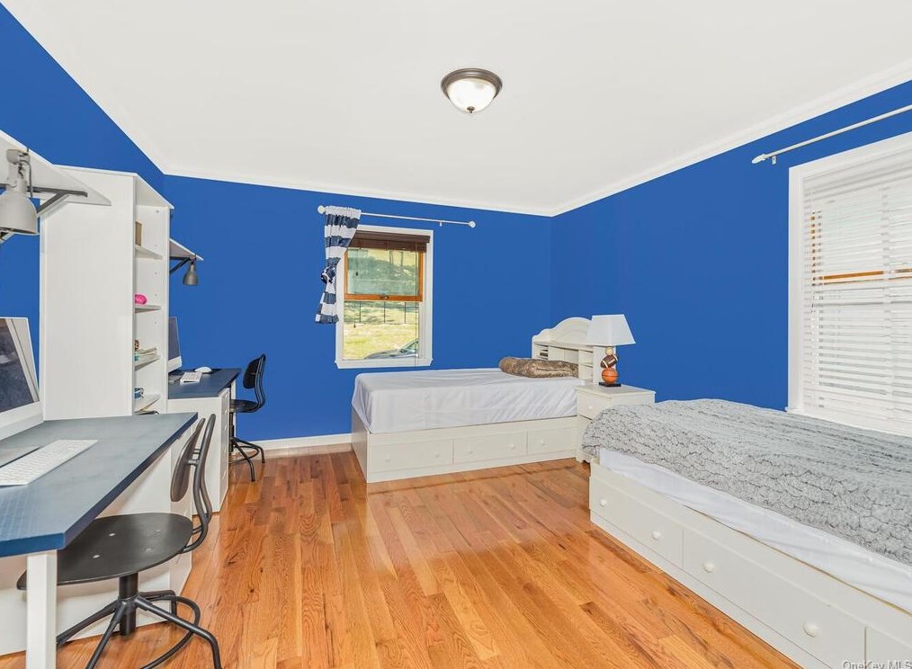 165 Hillview Ave, Yonkers NY 10704-3544 exterior