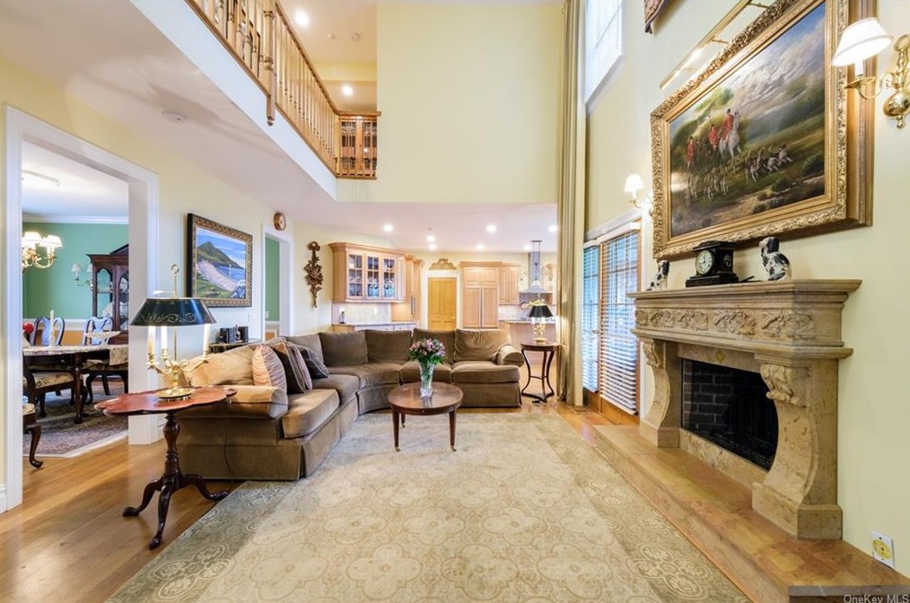 126 Durst Pl, Yonkers NY  10704-1840 exterior