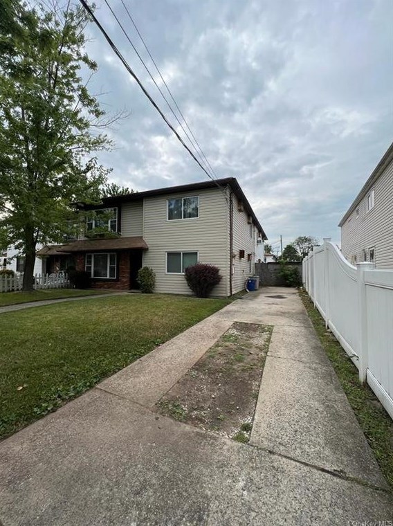 393 Gurley Ave, Staten Island, NY 10308-1303