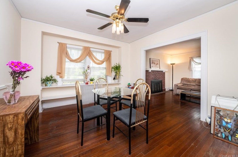 514 Mile Square Rd, Yonkers NY 10704-1936 exterior