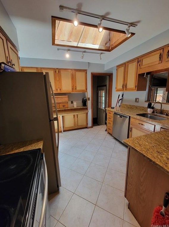 5 Mark St, Newburgh, NY 12553-7304