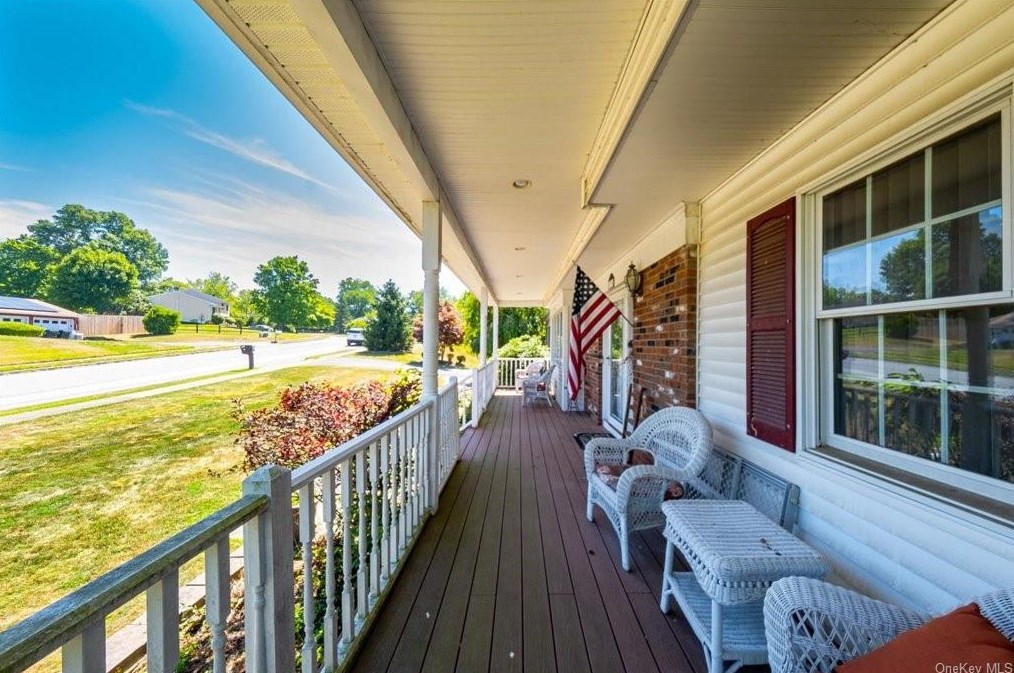 79 Barnes Rd, Washingtonville, NY 10992