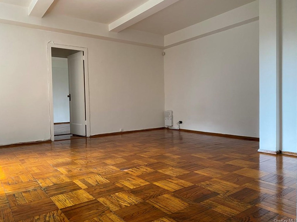 1561 Unionport Rd Apt 5g, Bronx, NY