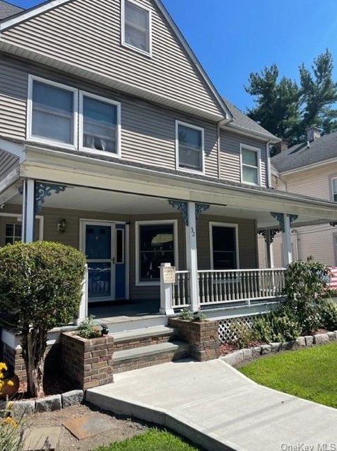 32 Highland Ave, Middletown, NY 10940