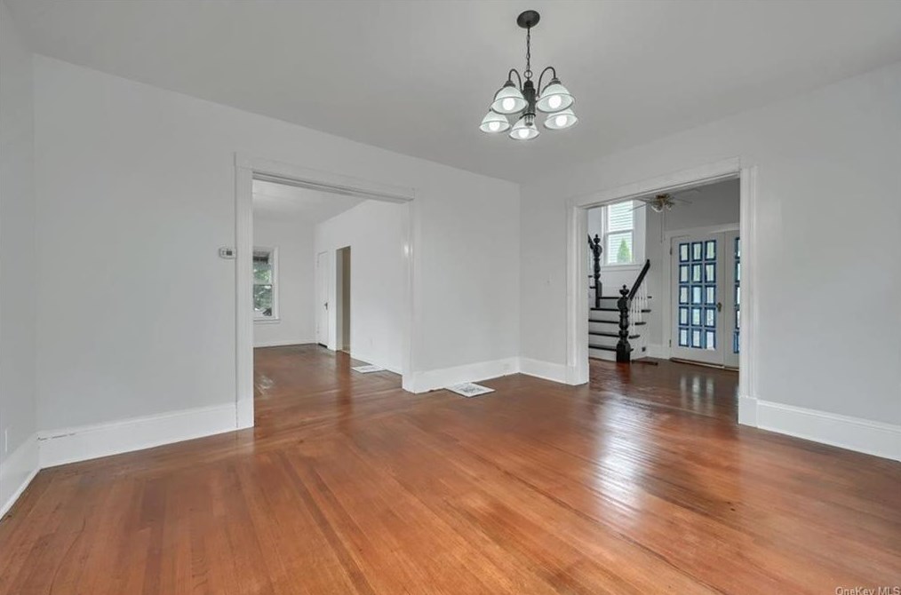 91 Walnut St, Walden NY  12586-1917 exterior