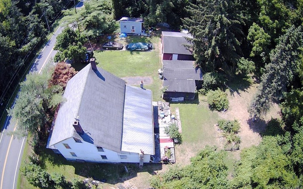 913 River Rd, Newburgh NY  12550-1185 exterior