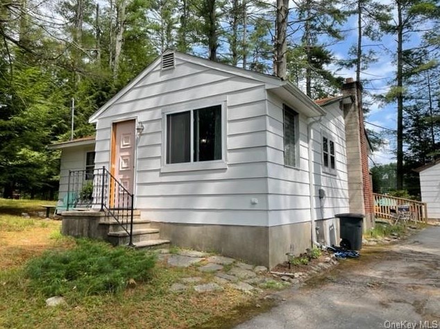 30 Park Rd, Yulan, NY 12792-5124