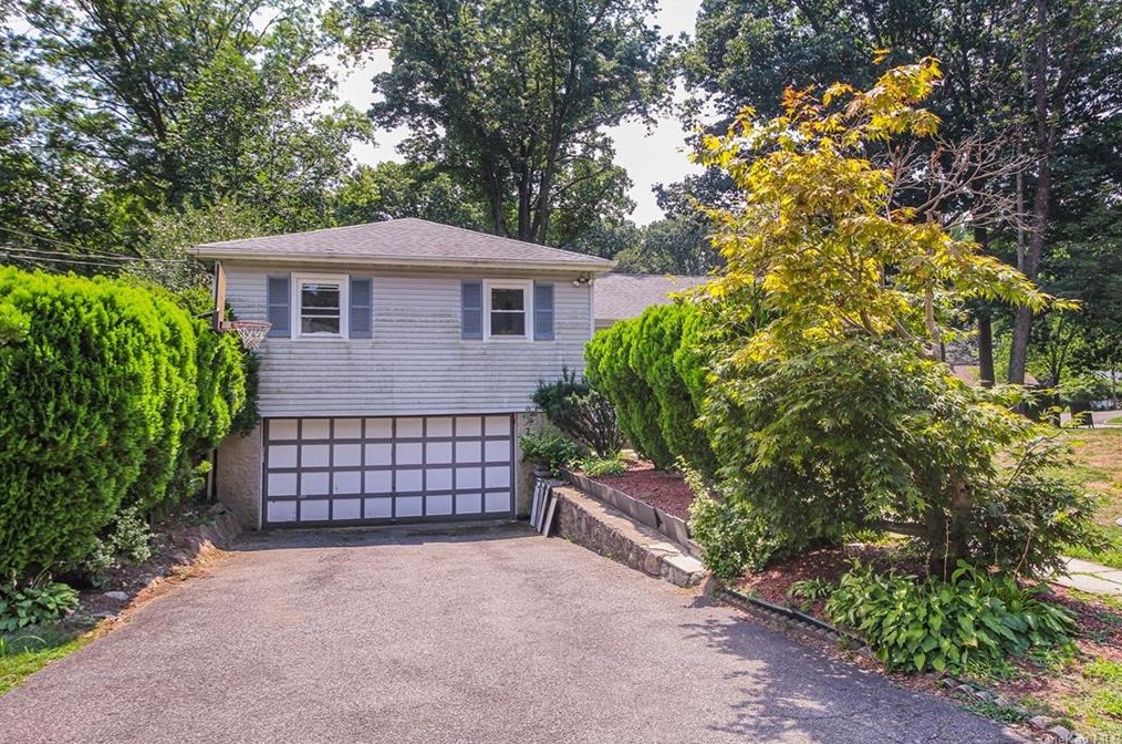 238 Rosehill Ave, New Rochelle, NY 10804