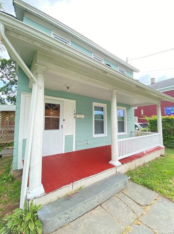 144 Front St, Port Jervis, NY 12771-2602