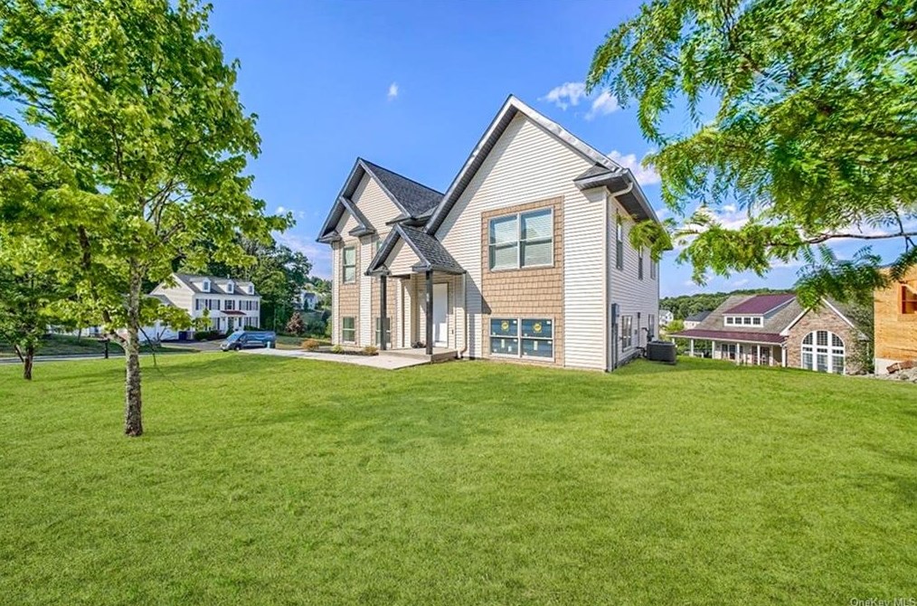 22 Stainton Fareway, Monroe, NY 10950-7101