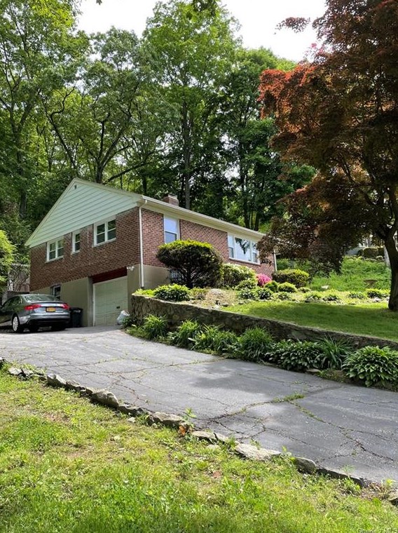 1889 Carhart Ave, Peekskill NY  10566-3120 exterior