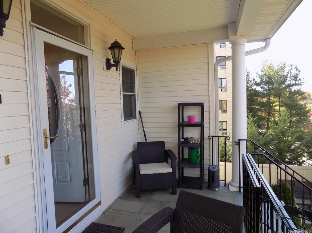 110 Sagamore Rd, Yonkers, NY 10707-4007