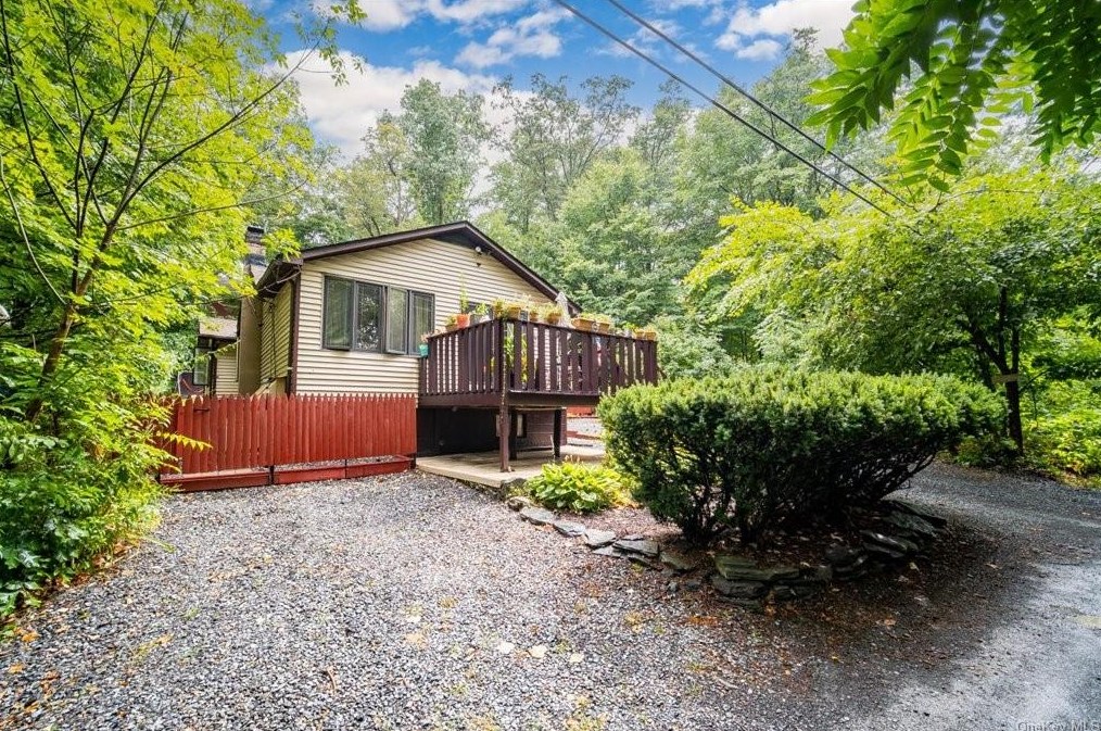 13 Laurel Trl, Monroe, NY 10950-6651