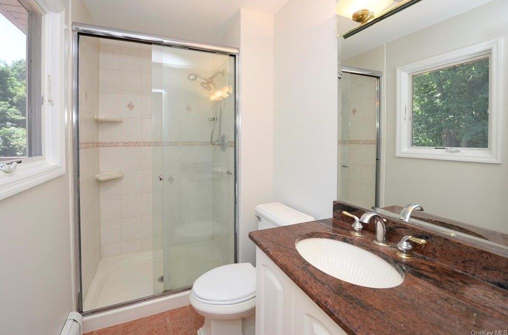 5 Ravenna Dr, Mount Ivy NY  10970-3607 exterior