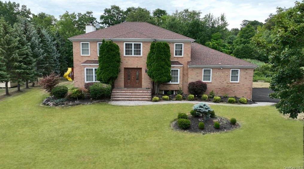 29 Anderson Rd, Mount Ivy, NY 10970-3717