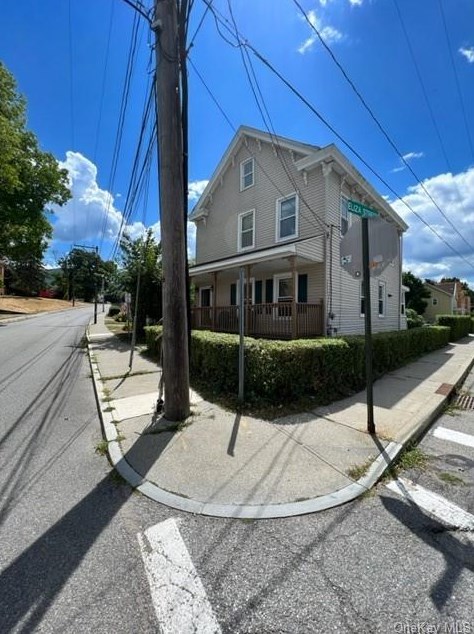 169 Verplanck Ave, Beacon NY  12508-2029 exterior
