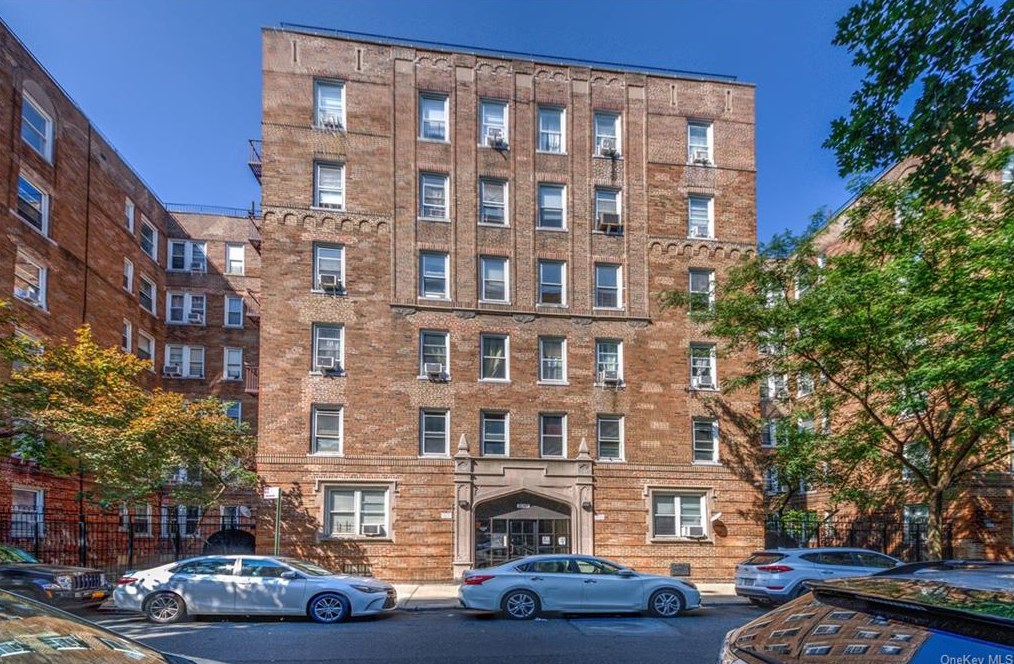 2081 Cruger Ave #1n, Bronx, NY 10462