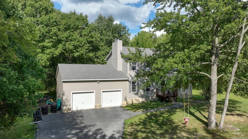 160 Woods Rd, Port Jervis, NY 12771-3488