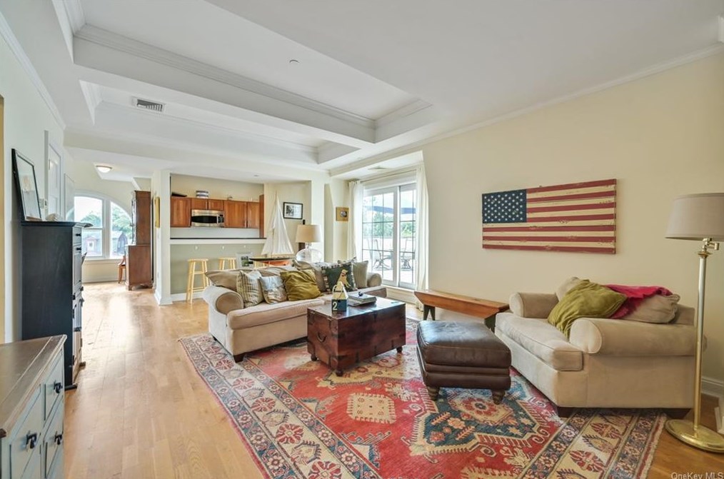 225 Stanley Ave #416, Mamaroneck, NY 10543