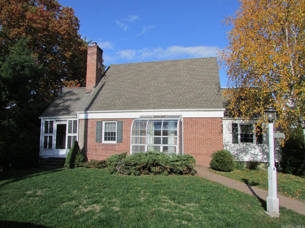4 Barr Ave, Cornwall Hud, NY 12520