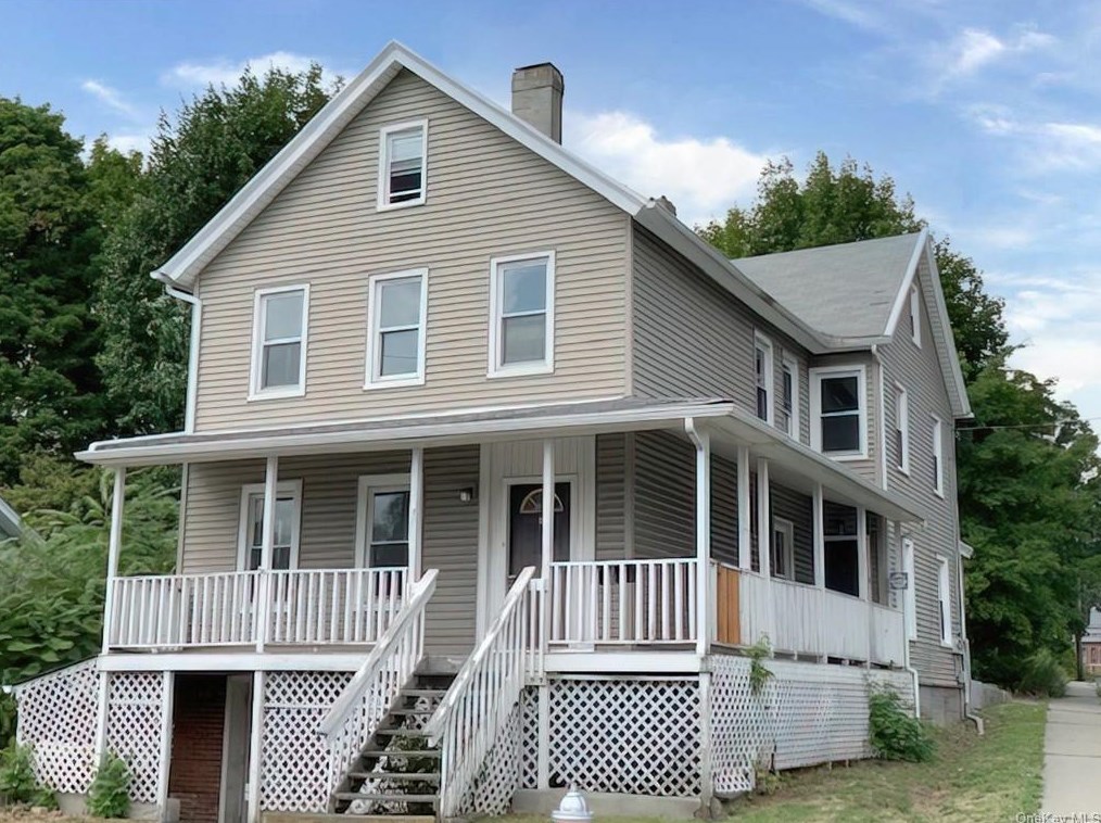 37 Elm St, Beacon NY 12508-1946 exterior