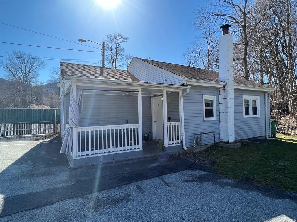 2 Spring Valley St #rh, Beacon, NY 12508