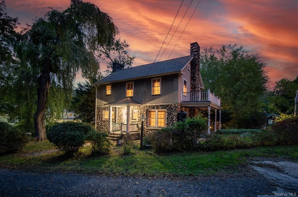 32 Webb Ln, Highland Falls, NY 10928