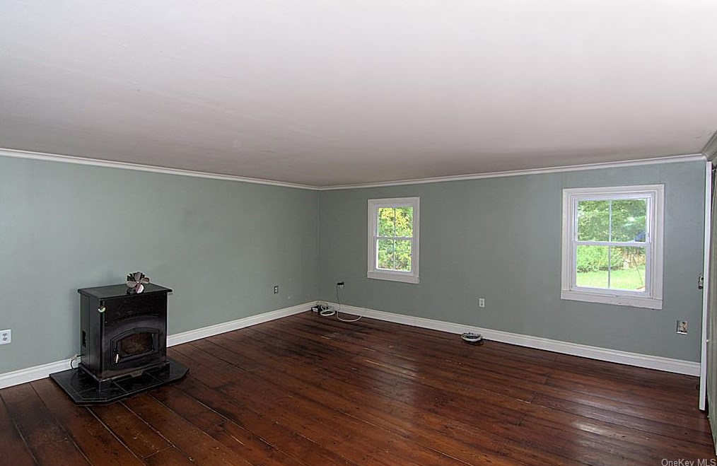 5 King Rd, Red Hook NY  12571-4339 exterior