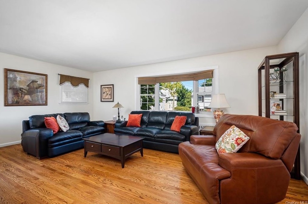 54 Colgate Ave, Yonkers, NY 10703-1809