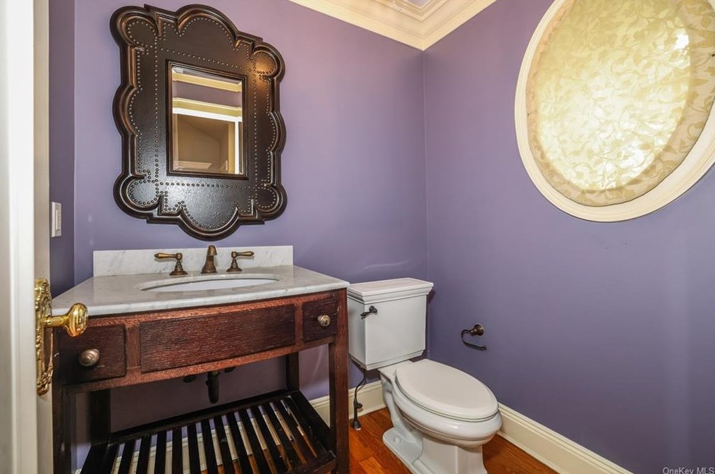 5 Kenilworth Ln, Rye NY  10580-1957 exterior