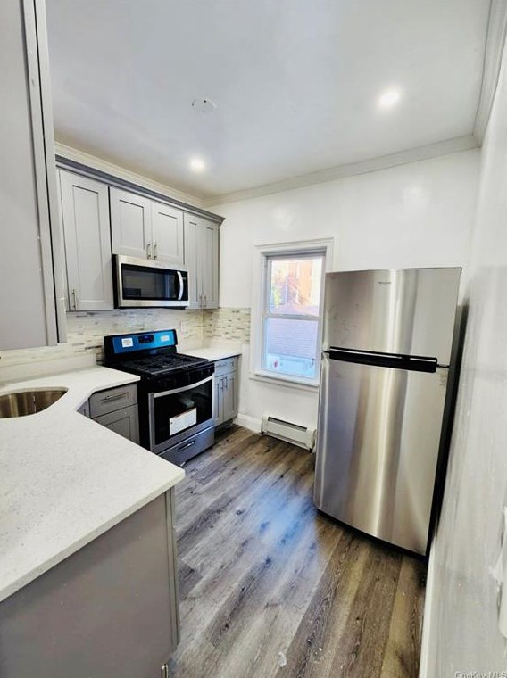 4006 Bronx Blvd, Bronx, NY 10466