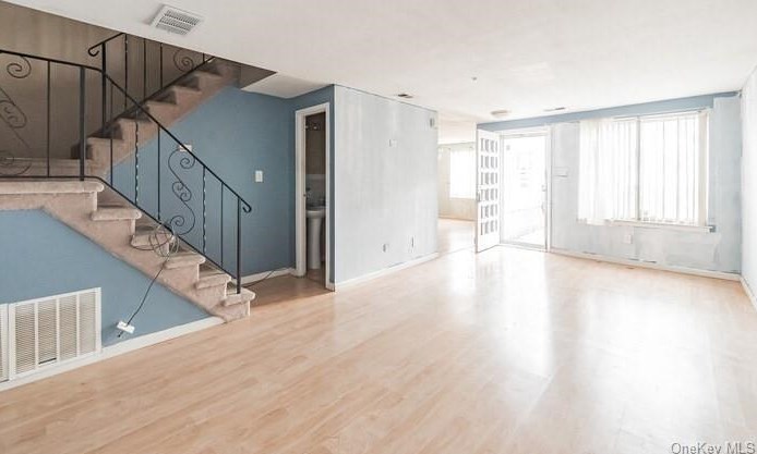 66 Birchwood Rd, Gordon Heights NY  11763-1231 exterior