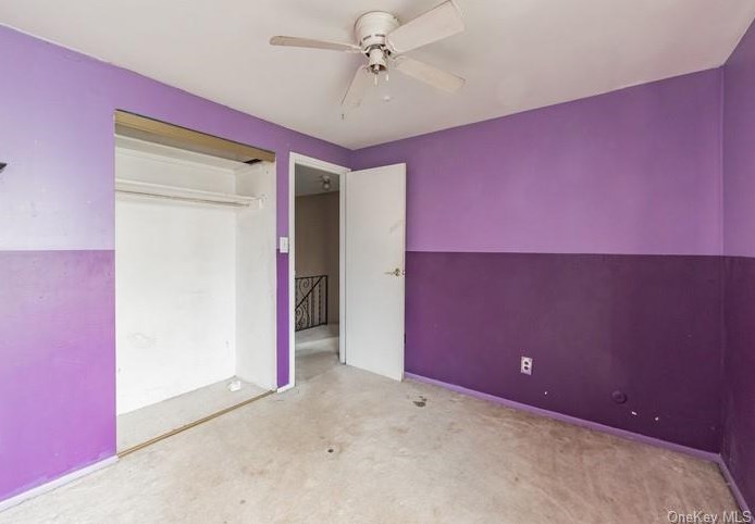 66 Birchwood Rd, Gordon Heights NY  11763-1231 exterior