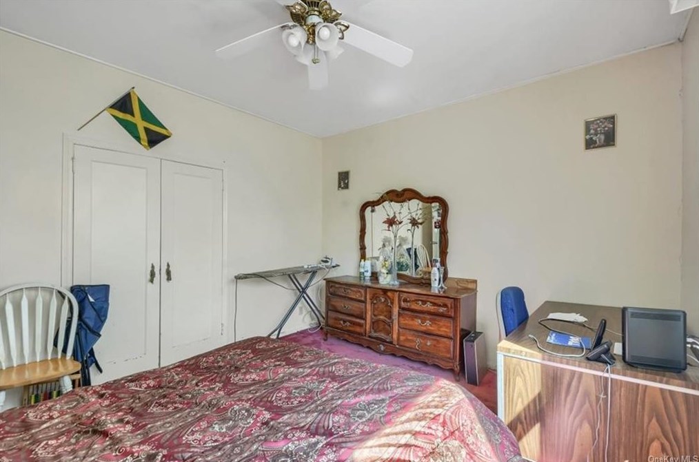 1293 Nepperhan Ave, Yonkers NY 10703-1026 exterior