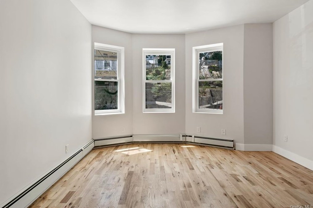 112 Saratoga Ave #3s, Yonkers, NY 10705