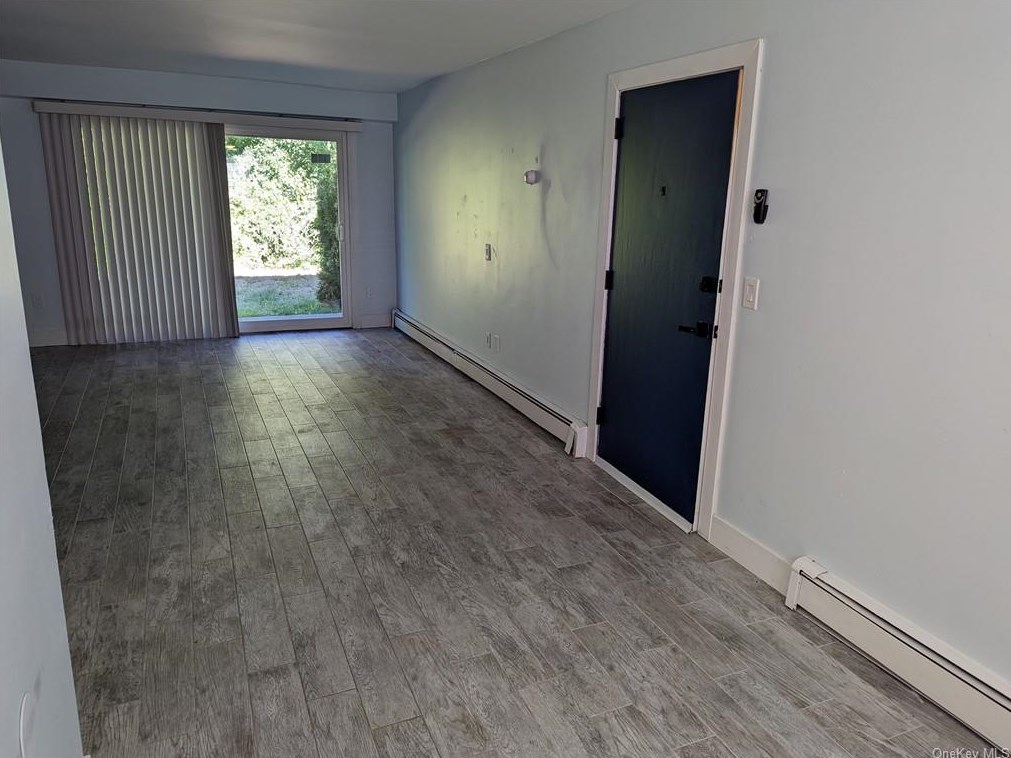 17 Alpine Dr #c, New Hamburg, NY 12590