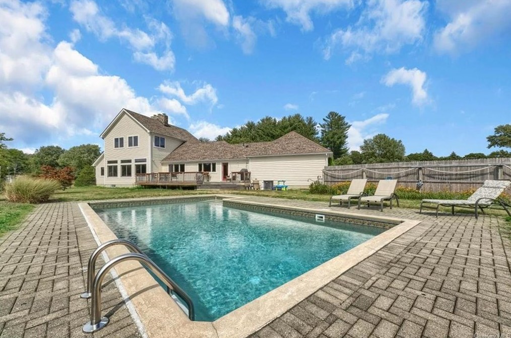 99 Whitlock Rd, Otisville, NY 10963-3500