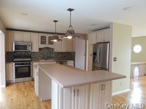 18 King St, Monroe NY  10950-3710 exterior