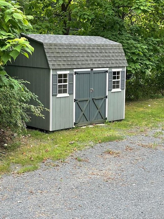 267 York Rd, Bloomingburg, NY 12721-3170