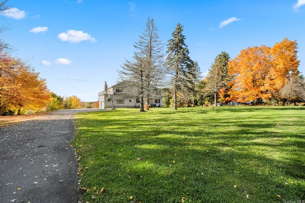 48 Gold Rd, Stormville, NY 12582