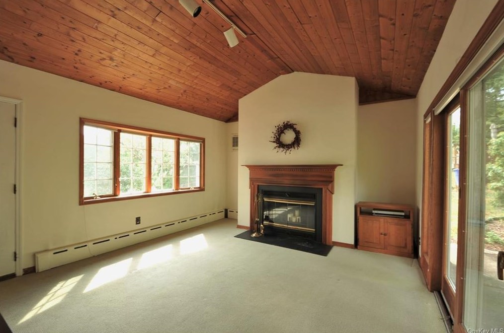 3 Revolutionary Rd, Crotonville, NY 10562