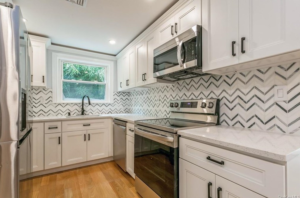 2710 Route 52, East Fishkill NY  12533-6937 exterior